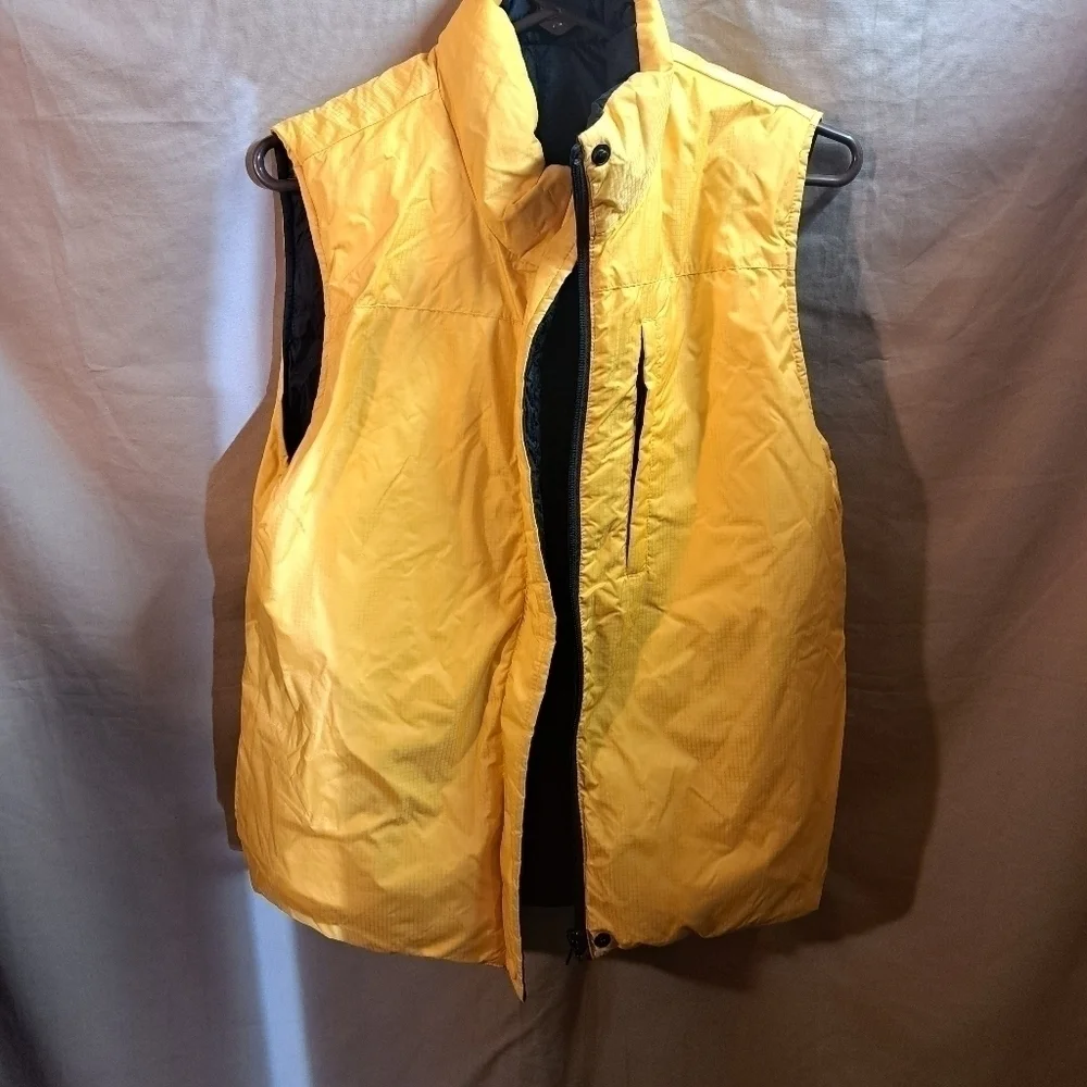 Lands'end reversible vest size small